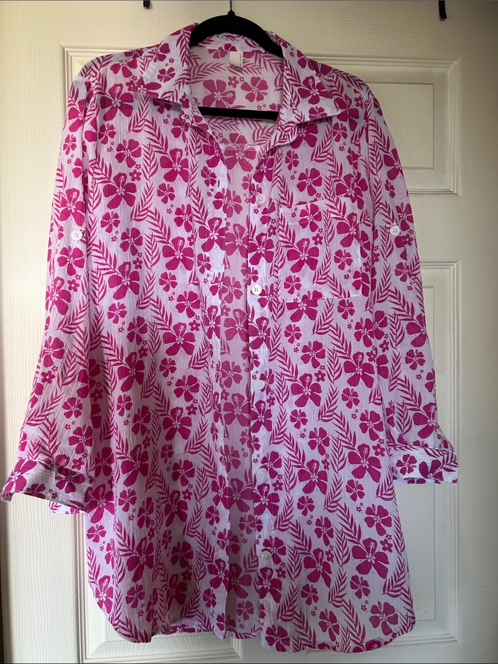 Pink Floral Button-Down Shirt with Spread Collar